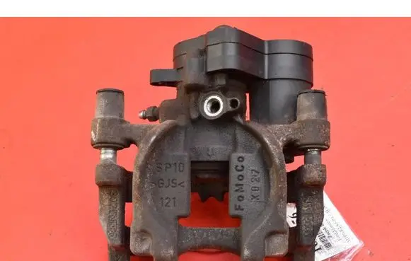 Ford Mondeo MK I Rear brake caliper DG9C2D251B