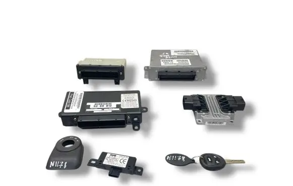Saab 9-5 Engine ECU kit and lock set 5590526 5380076 09378729