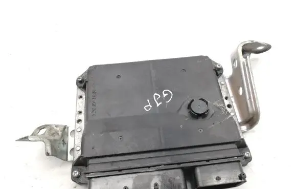 Toyota Auris 150 Engine control unit/module 896610Z250