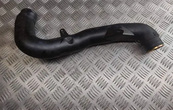 Peugeot 806 Turbo air intake inlet pipe/hose 1475827080