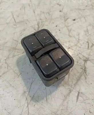 Opel Zafira A Electric window control switch 13363401 90561086 260500