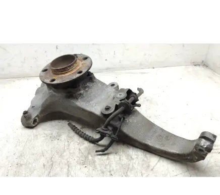 BMW 5 F10 F11 Front wheel hub