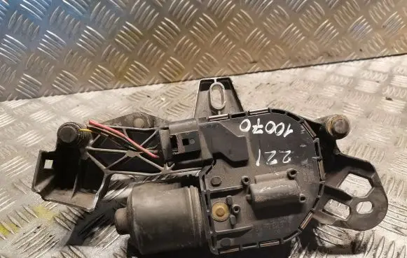 Mercedes-Benz S W221 Front wiper linkage and motor 2218201742
