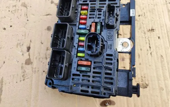 Peugeot 3008 I Fuse box set 9656086580