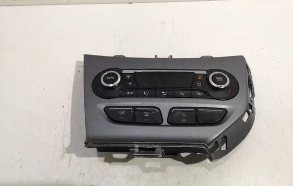 Ford Focus Climate control unit BM5T18C612CG WG3A07678