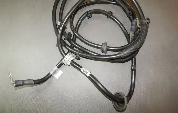 Audi Q5 SQ5 Negative earth cable (battery) 8R091225A