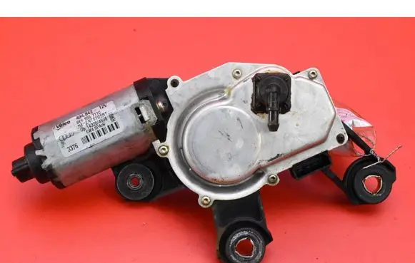 Audi A3 S3 8P Rear window wiper motor 8E9955711C