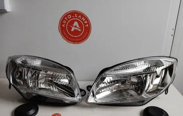 Skoda Fabia Mk2 (5J) Headlight/headlamp 12534 20B502