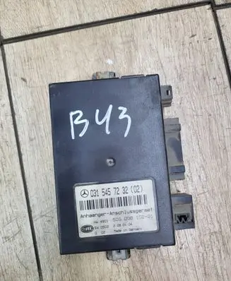 Mercedes-Benz E W211 Tow bar trailer control unit/module 0315457232 5DS00810201