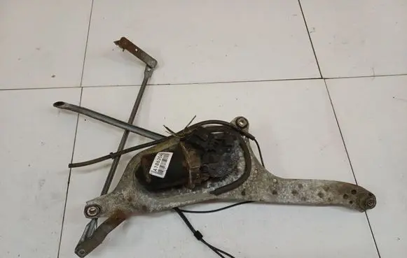 Renault Laguna II Front wiper linkage and motor 8200000525
