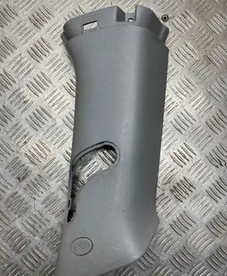 Hyundai Santa Fe (C) pillar trim 868502B010