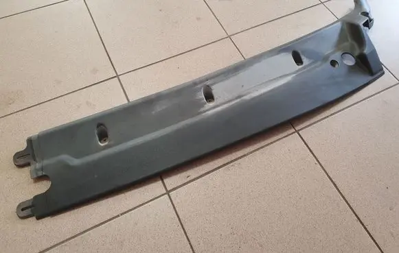 Iveco Daily 3rd gen Wiper trim 500330603