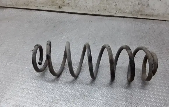 Skoda Octavia Mk1 (1U) Rear coil spring