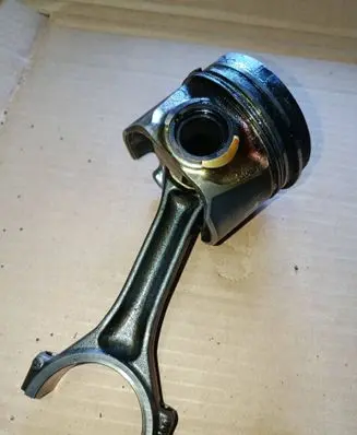 Volkswagen Transporter - Caravelle T5 Piston MA0