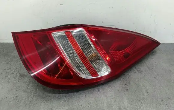 Hyundai i30 Rear/tail lights 924022R0
