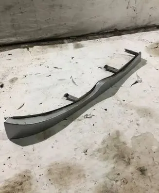 BMW 3 E46 Under headlight/headlamp trim 7030554