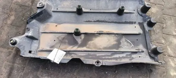 Citroen C4 X Engine splash shield/under tray