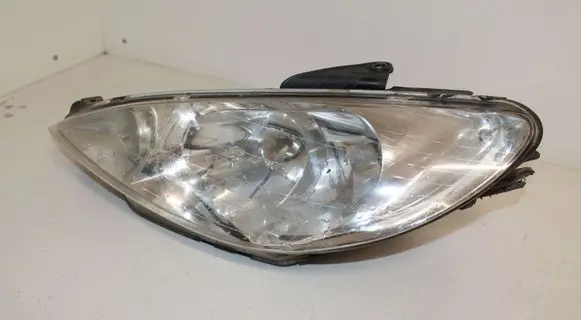 Peugeot 206 Headlight/headlamp 9630869780 89001932