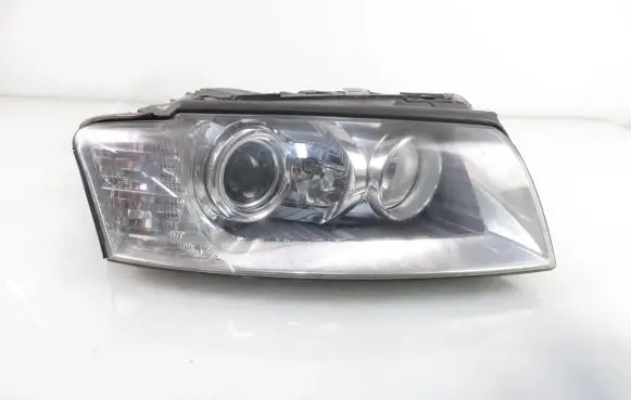 Audi A8 S8 D3 4E Headlight/headlamp 4E0941030R