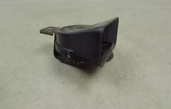Volvo V70 Horn signal 30796392 58879