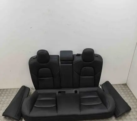 Tesla Model 3 Rear seat 1096031011 1096027011