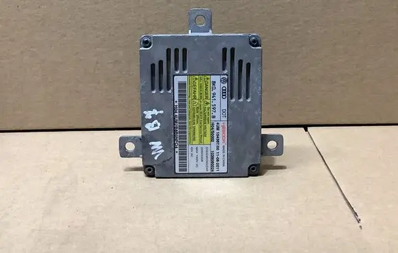 Volkswagen PASSAT B7 Headlight ballast module Xenon 8K0941597B