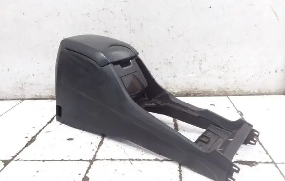 SsangYong Rexton Center console 7791008B00