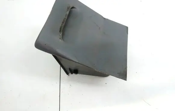 Toyota Avensis Verso Glove box