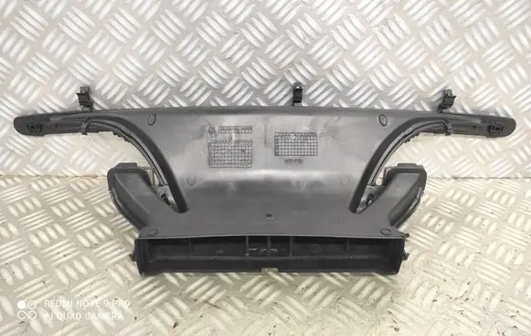 Toyota Yaris Dash center air vent grill 559500D140 559530D110