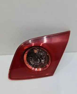 Mazda 3 I Tailgate rear/tail lights P2913
