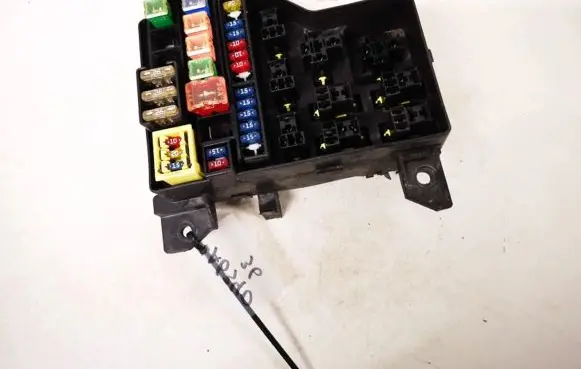 Volvo S40, V40 Fuse box set 30859714 7254-1985