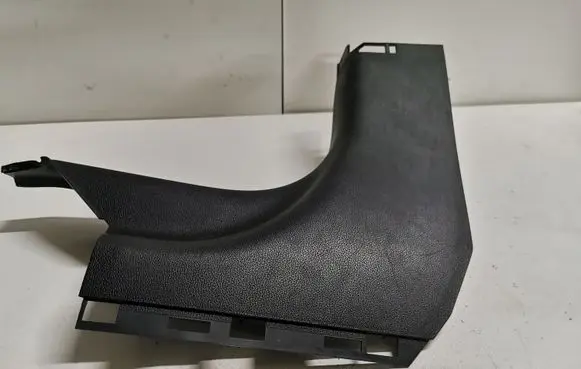 Ford Mustang VI Front sill trim cover FR3B6302348AFW