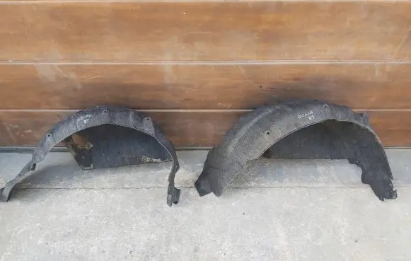 Toyota Sienna XL30 III Front arch SIENNANADKOLERT