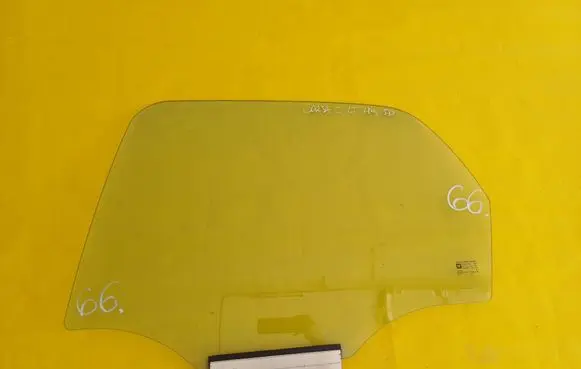 Opel Corsa C Rear door window glass