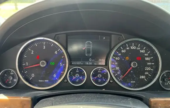 Volkswagen Touareg I Speedometer (instrument cluster) 7L6920885R 0263655814