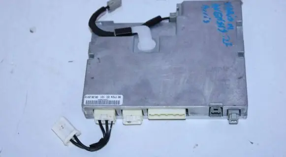 Toyota Yaris HiFi Audio sound control unit 86840YY150 B018022 2435705