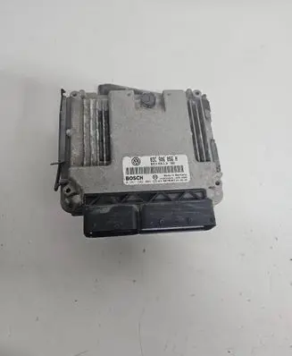 Volkswagen Golf V Engine control unit/module 03C906056H 1039S04545 0261S02004