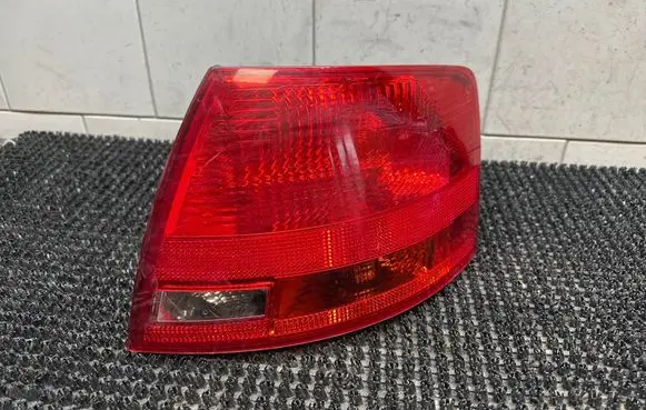 Rear/tail lights