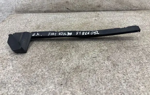 Fiat 500L Rear bumper mounting bracket 51886092