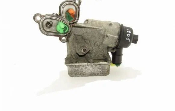 Renault Trafic II (X83) Oil filter mounting bracket