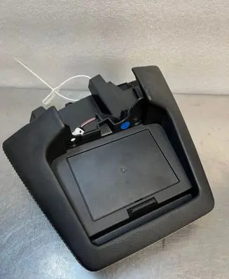 Renault Megane E-Tech Trunk lid opening control unit 