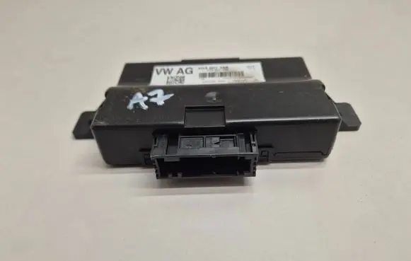 Audi A7 S7 4G Gateway control module 4G8907468
