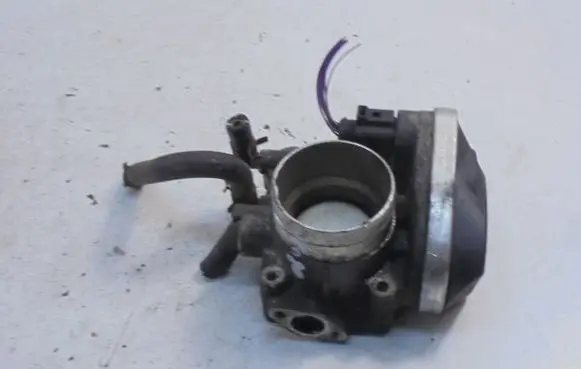 Skoda Octavia Mk2 (1Z) Electric throttle body valve 06A133062AB