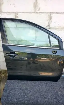 Suzuki SX4 S-Cross Front door