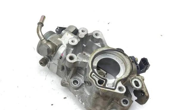 Mazda CX-5 II Fuel injection high pressure pump SM2961000581 10B3021050