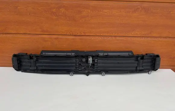 Audi Q6 e-tron Intercooler air guide/duct channel 85H121219