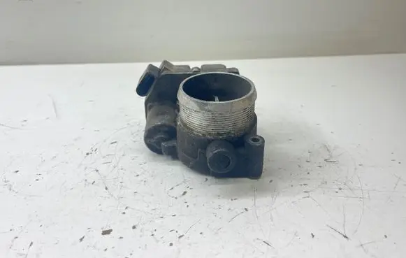 Audi A4 S4 B7 8E 8H Electric throttle body valve 