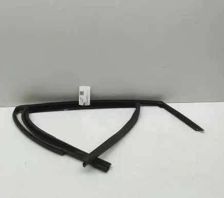 BMW X6 G06 Rear door glass trim molding 7437807