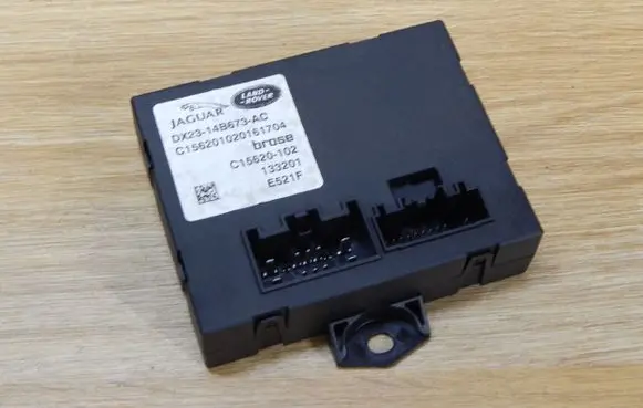 Jaguar XF X250 Tailgate/trunk control unit/module DX2314B673AC 133201 C15620102