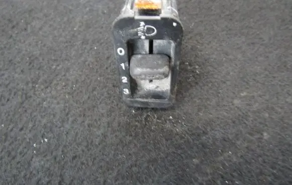 Honda Accord Headlight level height control switch m10588